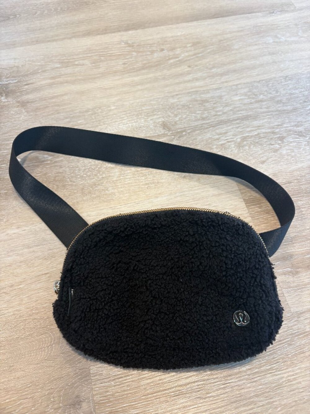 Like New Lululemon Everywhere Fleece Belt Bag
